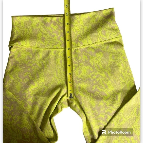 Sweaty Betty Flatter Me Jacquard 7/8 Workout
Leggings medium - Picture 6 of 6